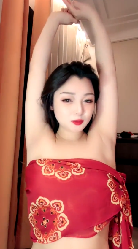 坏蛋言言  颜值白富美 御姐为还高额网贷下海