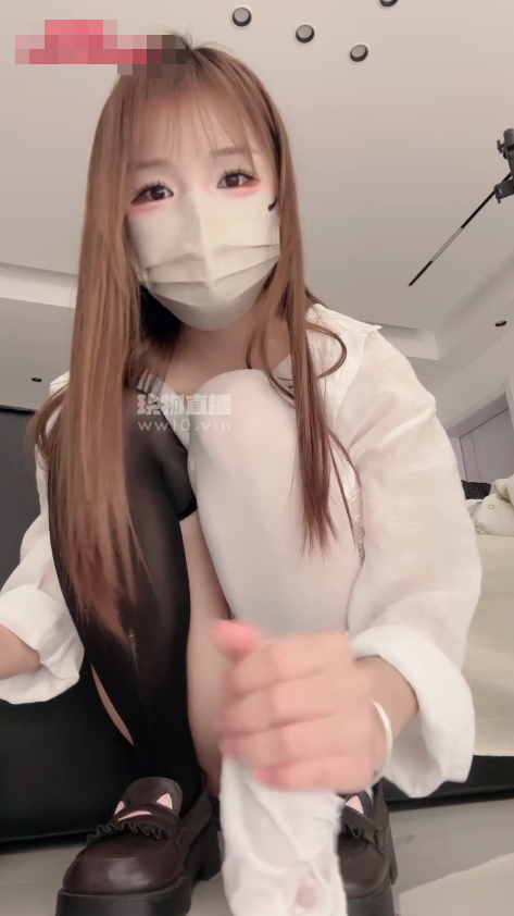 黑白丝萌妹直播