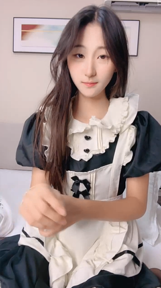 3484 【青春小蜜桃】女仆装 两个漂亮妹妹贴贴