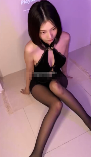 3491 《黑丝自慰篇》极品白虎骚穴全部是水