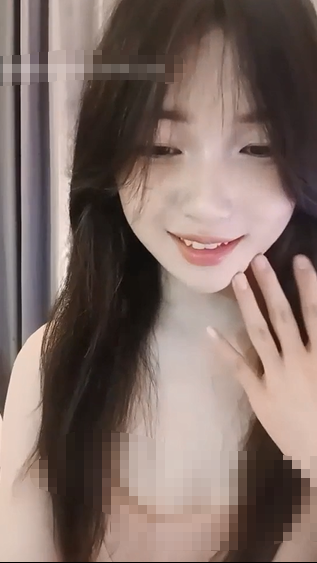 3640 顶级颜值【夏苒苒】敏感体质 呻吟诱人