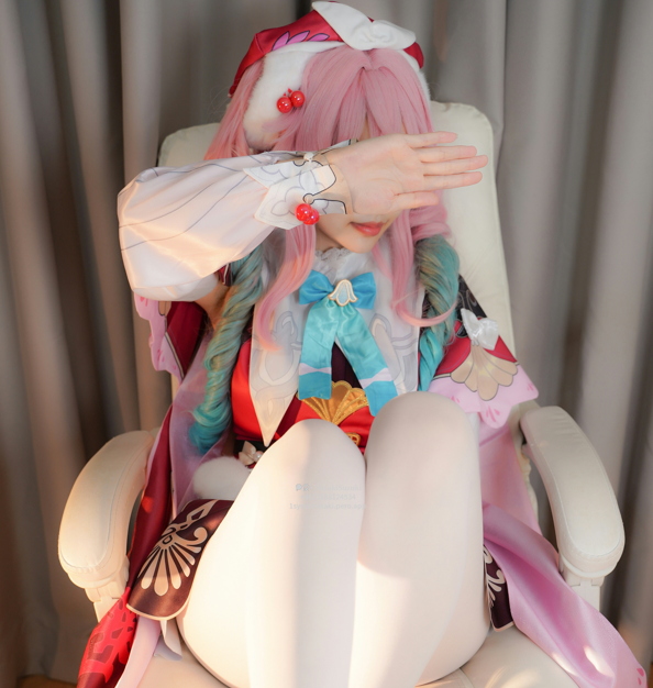 铃木美咲 星穹铁道风堇cos白丝自慰