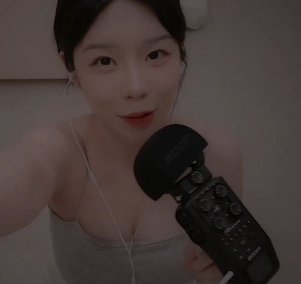 Yeonchu_吐沫画 口音和视觉触发1V414M百度盘