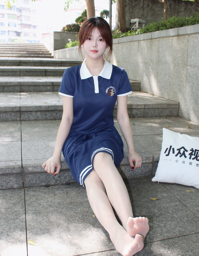 小众视觉 - 小薯条 - 连衣裙肉丝足秀 【102P1V1G】