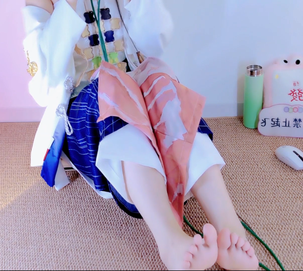 兰兰小苍【黍】舌头搅动小耳朵_吃耳朵_弹舌略略略 1V587M百度盘