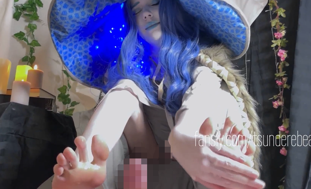 tsunderebean 艾尔登法环 拉妮Cosplay足交 【1V198M】