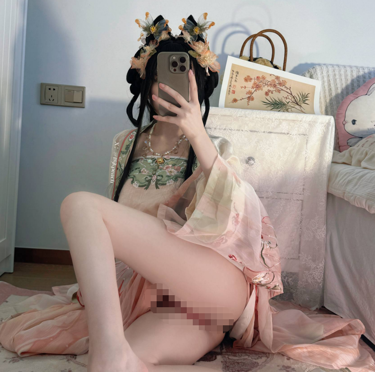 福利姬-仙仙桃（一颗甜桃/18jkpeach）-新 汉服