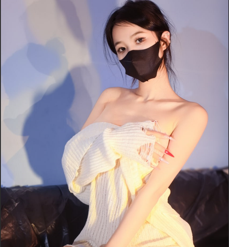 超高颜值尤物女神-点点-私拍自慰啪啪福利(141P,77V,4.35G)