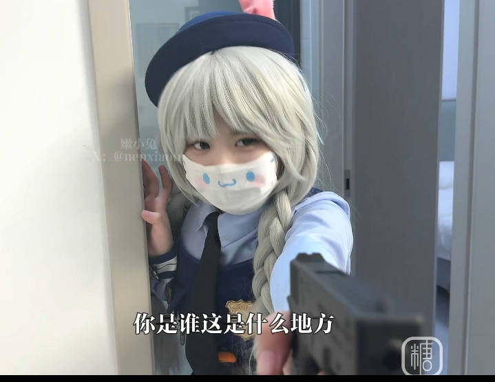 极品萝莉-嫩小兔-新 朱迪警官现世人类世界,三小时女友体验(1V,2.61G)