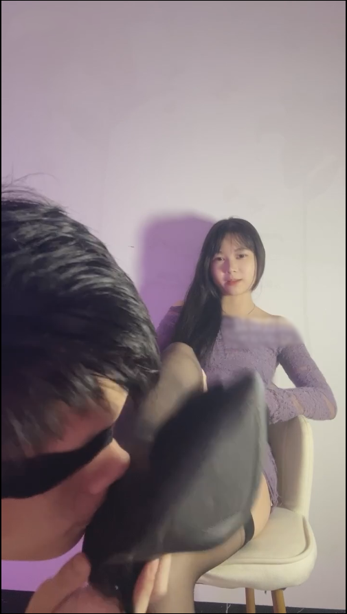 玩物直播甜恬s-251115 剧情和学长的四爱游戏【1V】【356百度云】