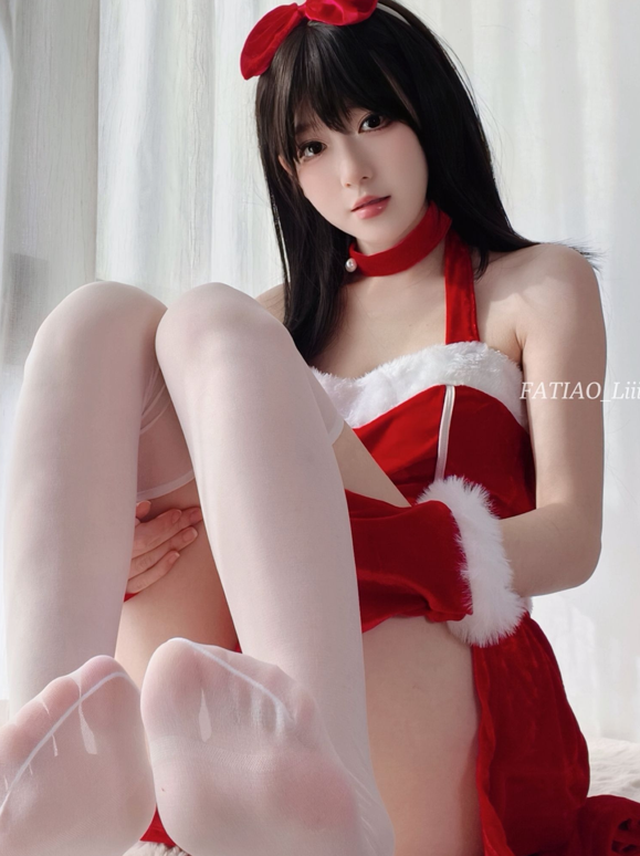 极品颜值擦边女菩萨-发条少女(迷之呆梨)-圣诞特辑 圣诞小饼干🍪(20P,1V,47M)