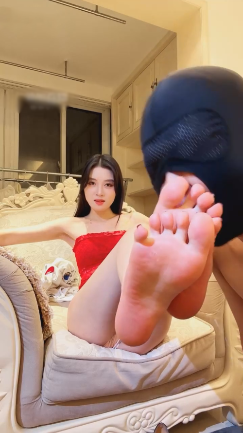 玩物直播木万-251123 性感蕾丝红裙无限寸止【1V】【547MB百度云】