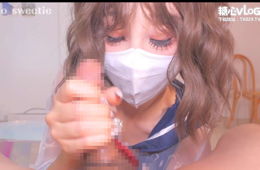 极品电眼嫩妹-诺诺-新 奇趣性爱体验，连续潮喷高潮（1V,1.71G）