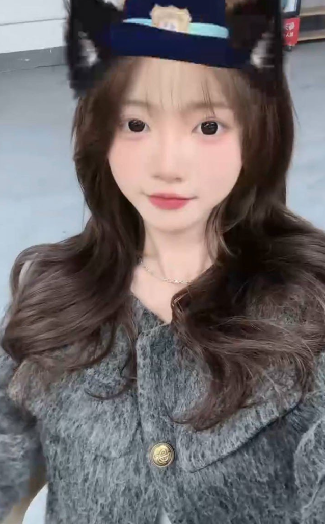 苏州常熟理工大二学生妹张丽冉约炮视频流出 被拴狗链吞屌口交 猛顶骚逼浪叫不断123.91M1v+6p