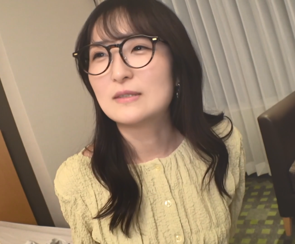 眼镜女孩一部