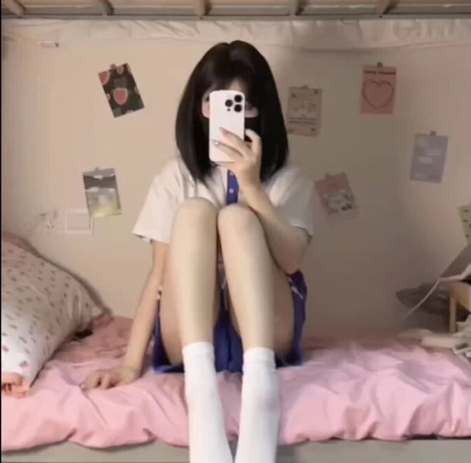 求大佬告知此女名称或者视频出处,谢谢,一个视频上看到的