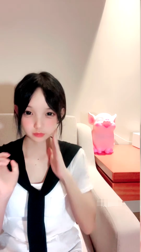 鬼鬼啊 反差裸舞选手