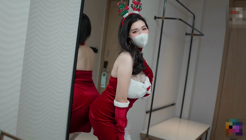 狐不妖_哥哥喜欢我的圣诞战袍吗_口技施展_白皙美少女顶级口技施展吸不停_无套抽插肥嫩美臀