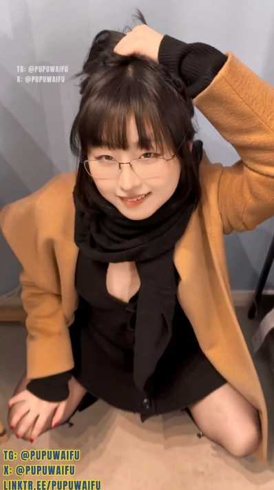 在欧留学生美女噗噗 人气博主 《宜家勾引路人 商场公卫口交 包臀后入 抬腿抽插 颜射》