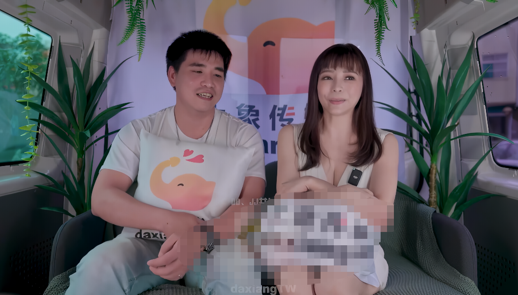莉娜~大象号第六弹轻熟女代表-开到哪肏到哪~揉揉大骚奶~通通上车来
