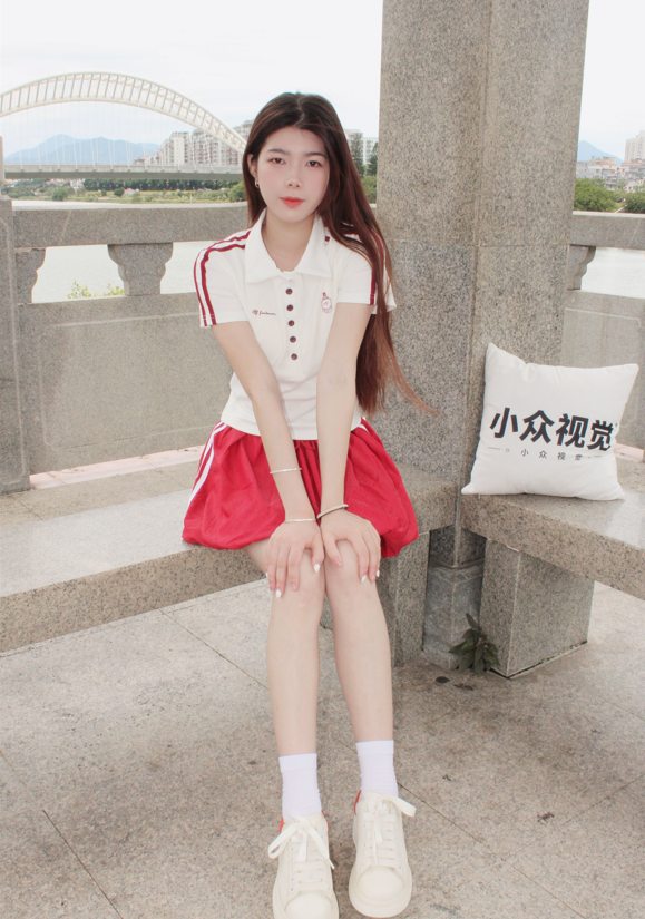 小众视觉 - 雪糕 - 公园超短裙棉袜裸足 【114P1V961M】