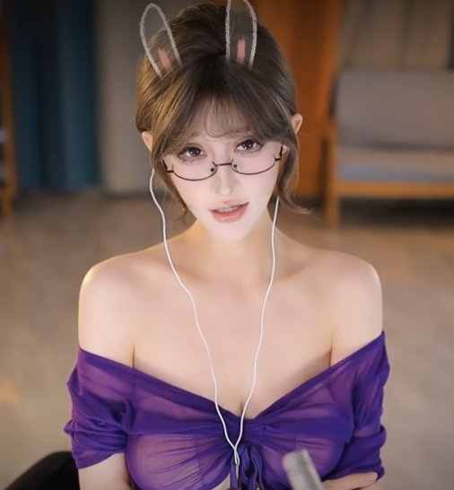 张爱玲_25_9_15紫色小妈湿身调j—粉丝祭 1V604M百度盘