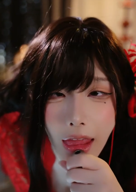 雨教皇 姐姐的安慰+啵啵眠眠_12月限定知性版含麦亲吻合集 2V175M百度盘