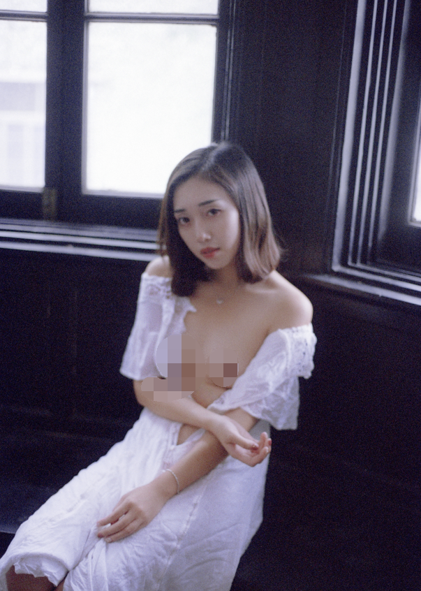 小众唯美情色摄影师约拍气质型反差婊 拍立得私拍套图 第三弹【142P977M】