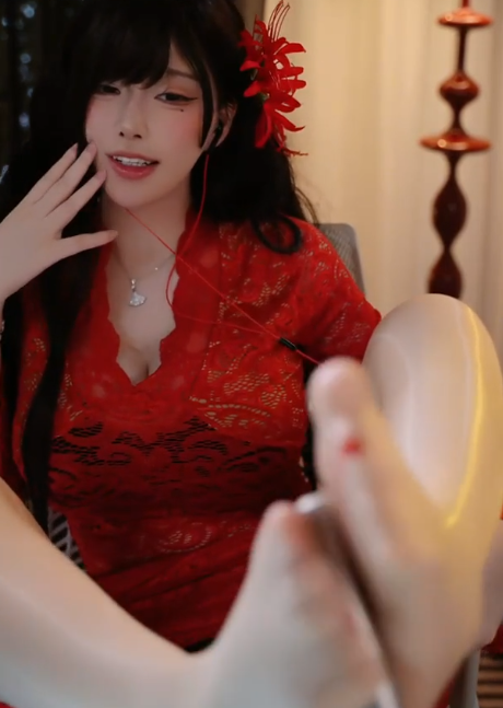 雨教皇 姐姐的安慰+啵啵眠眠_12月限定知性版含麦亲吻合集 2V175M百度盘