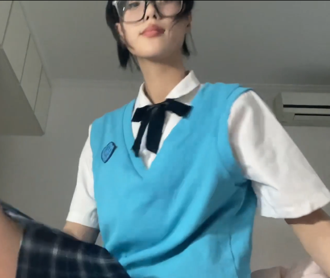 芒川不是荒_照顾生病的二次元男友 1V470M百度盘