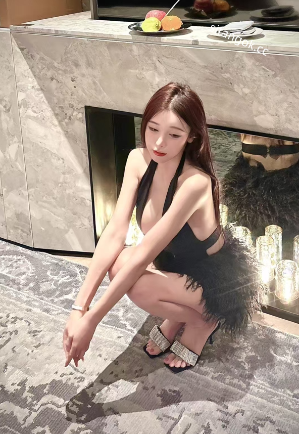 抖音 sibyl是女巫 情趣缕空全裸巨乳自慰秀 【122P18V834M】