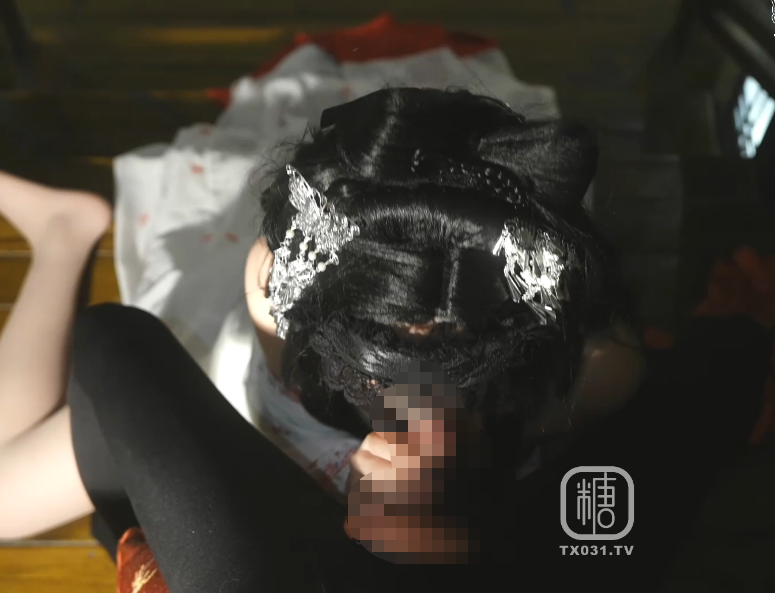 极品cos嫩妹-明纱•悠子-新 梦回战国 古装战国袍自慰(1V,2.2G)
