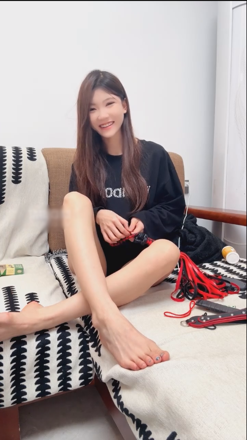玩物直播酥酥-251203 调教贱狗儿子【1V】【365MB百度云】
