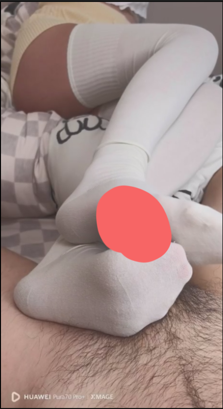 【新-足控】妃🐝-玩足合集【27V】【332MB百度云】