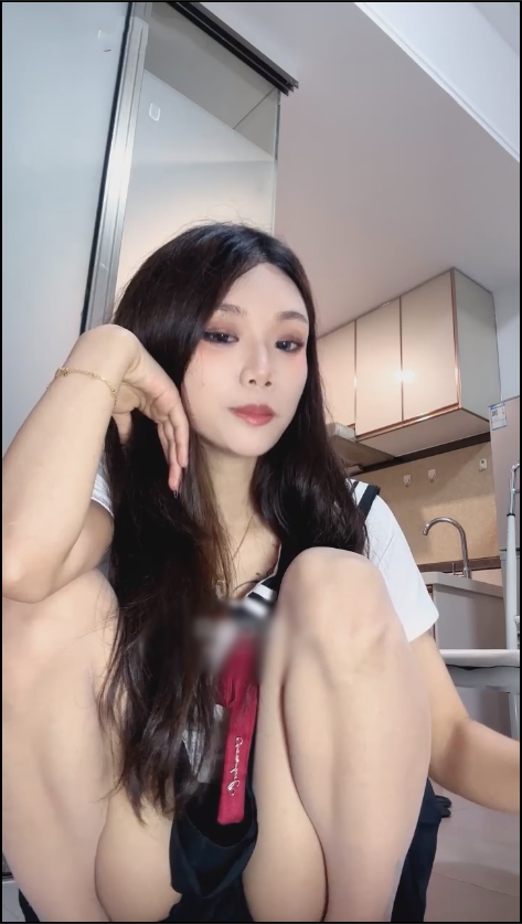 玩物直播万万s-251212 JK制服【1V】【322MB百度云】