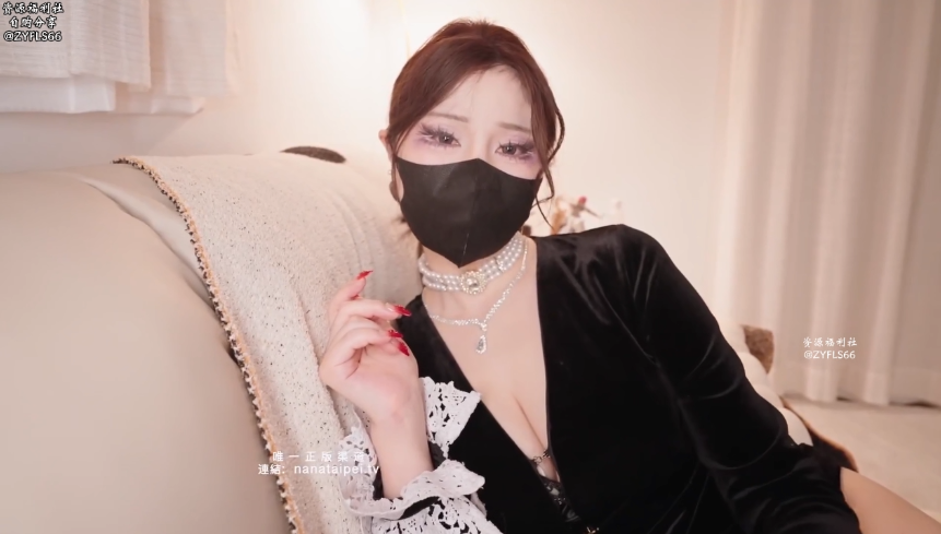 嫩鲍肥臀【台北娜娜  nana_taipei 娜娜 】自购分享  1.9日 新作【同学的妈妈4】深喉口交 舔逼 高跟鞋足交 黑丝骑乘性爱 后入肥臀 【1V 3.53GB】