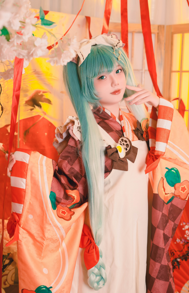 Messie Huang - Miku 【76P 635MB】