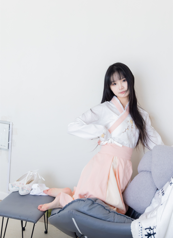 袜啵啵 - 甜甜圈 - 汉服白棉袜 裸足 【168P1V1.6G】