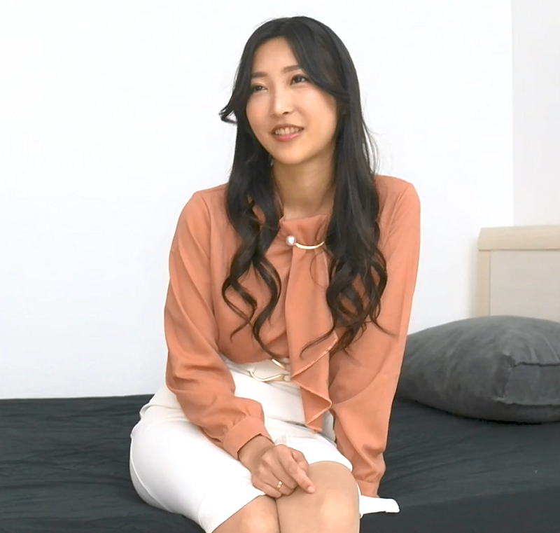 白裙女孩一部