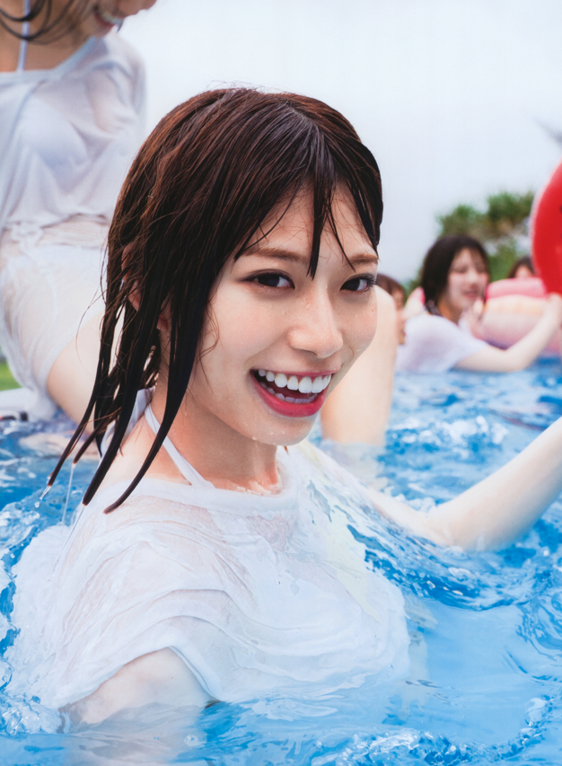 日向坂46 1st写真集「立ち漕ぎ」【159P1.3G】