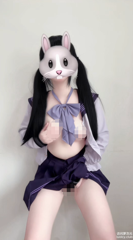 yomikawaiii 白嫩椒乳双马尾JK少萝，站立自慰小手挖挖小花园，叫声好听皮肤白嫩【625M】