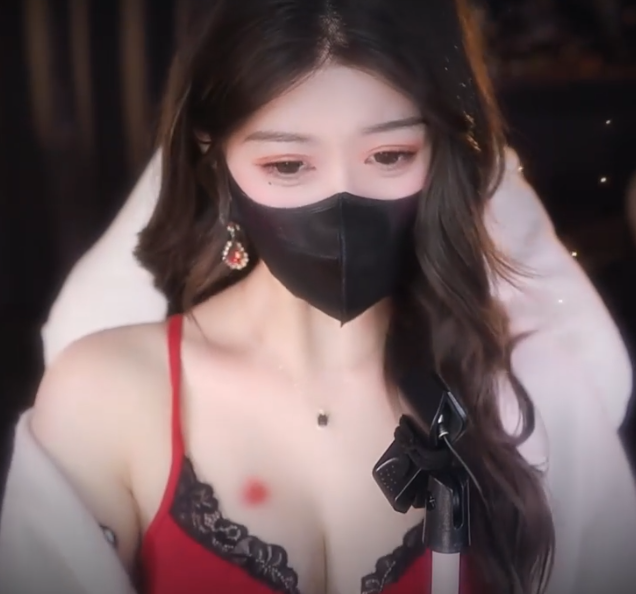 清清睡不醒_呀2_40岁离异带俩娃还坚持直播。。。_20260210 1V477M百度盘