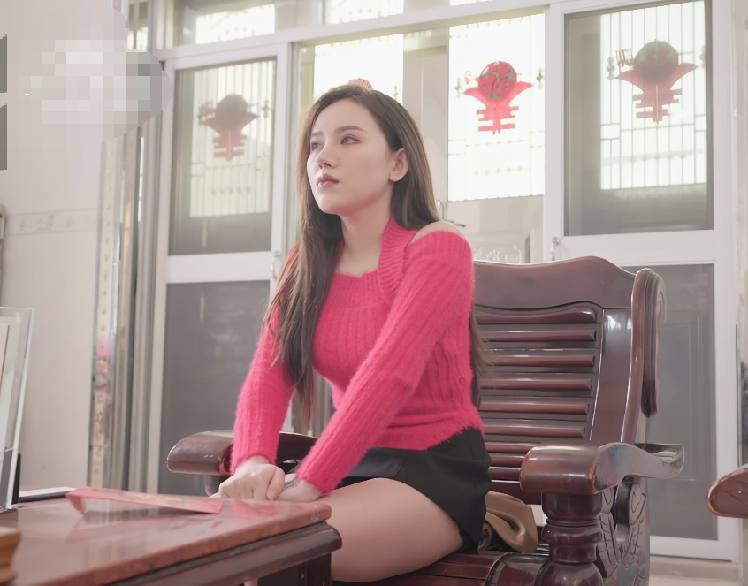 回家的诱惑 上门礼物女王皮鞭套餐蔷薇（熙熙）4K