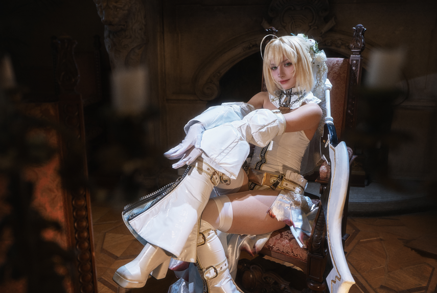 Himeecosplay - 花嫁尼禄 【40P 656MB】