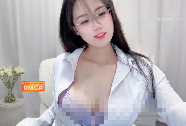 爆乳反差 眼镜御姐【Nabi518】裸身诱惑发骚跳蛋玩弄【5v】