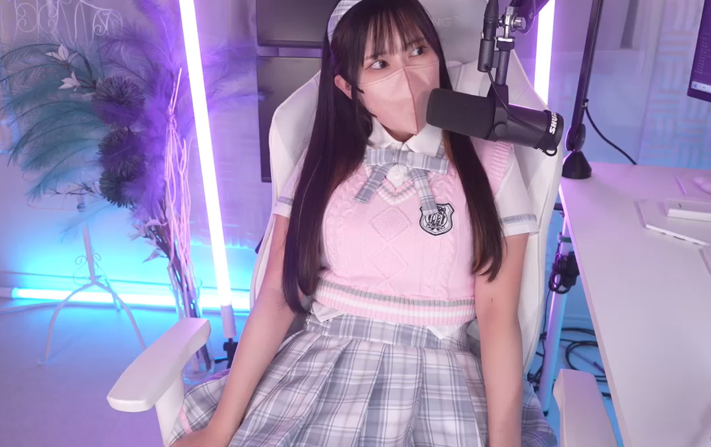 Connectopia [2025-09-18][みおちゃん_制服オナニー配信 【1V866M】