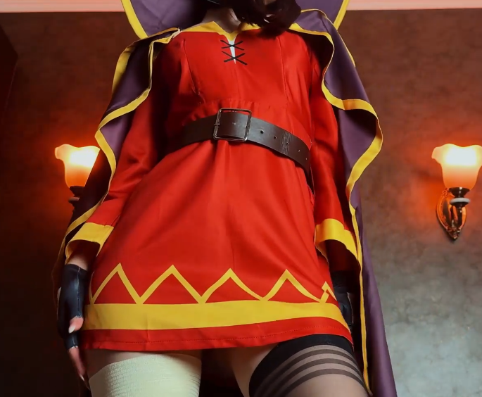 Lina_Moore-2025.08.12 大魔法师惠惠是个小只的超级小色女，最爱被后入猛干屁股～ Cosplay 1V360M百度盘