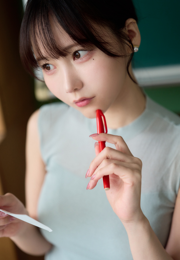 けん研🧪 (けんけん) - ミルク先生の特別授業写真集 Milk Sensei's Special Lesson Photo Collection 【131P311M】