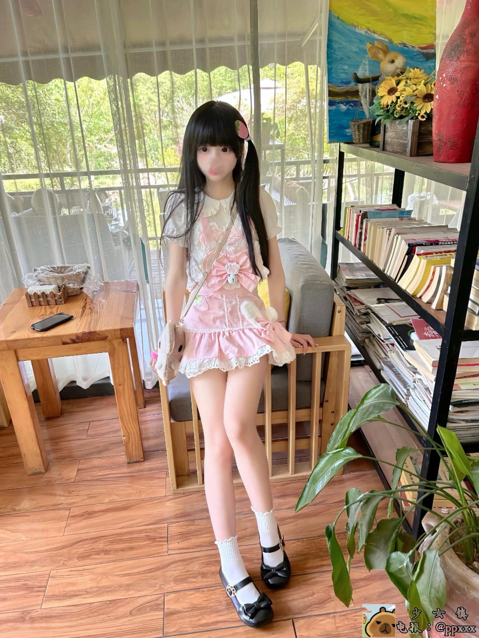 推特萝莉福利姬-小小呆【40P24V572MB】