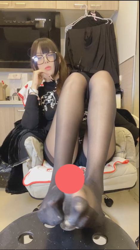 玩物直播小懿-251126 沦为老师的狗奴【1V】【655MB百度云】
